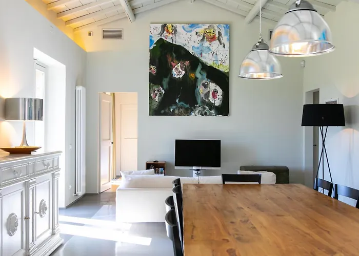 Borgo Syrah Resort 4*