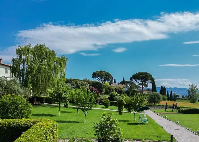 Borgo Syrah 4* Cortona