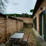 Borgo Syrah Resort Cortona