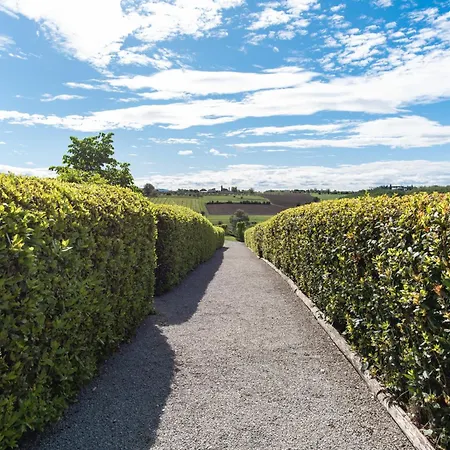 אתר נופש Borgo Syrah